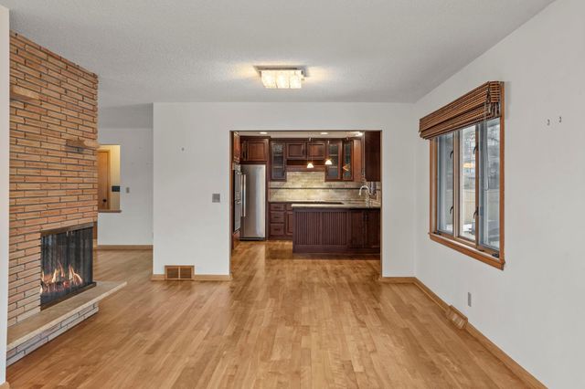 6704 Limerick Lane, Edina, MN 55439