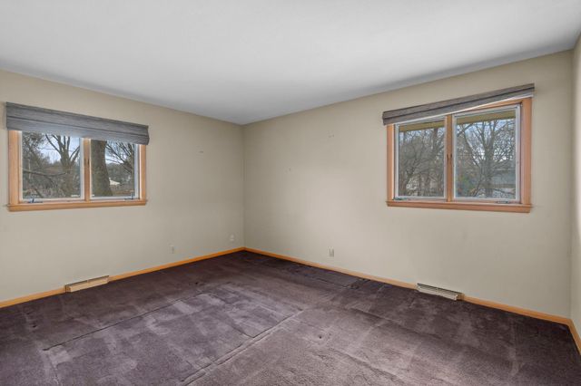 6704 Limerick Lane, Edina, MN 55439