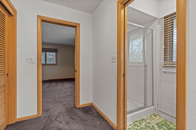 6704 Limerick Lane, Edina, MN 55439