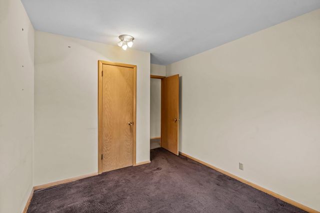 6704 Limerick Lane, Edina, MN 55439