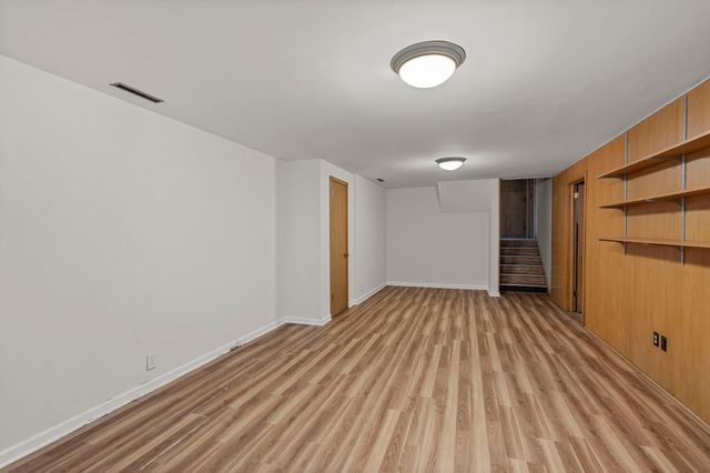 6704 Limerick Lane, Edina, MN 55439