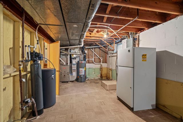 6704 Limerick Lane, Edina, MN 55439