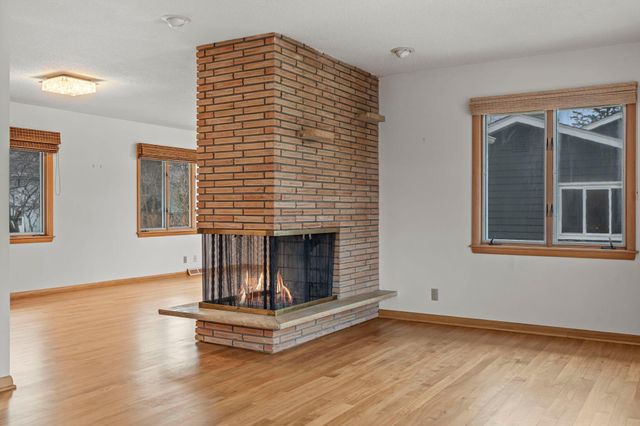 6704 Limerick Lane, Edina, MN 55439