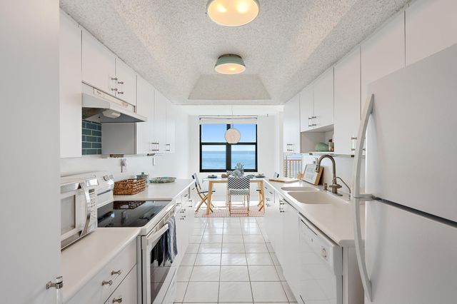 5480 N Ocean Drive A5b, Singer Island, FL 33404