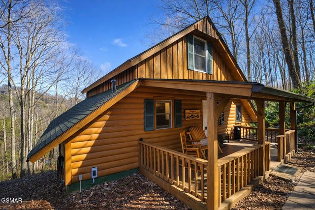 1837 Laurel Valley Way, Sevierville, TN 37862