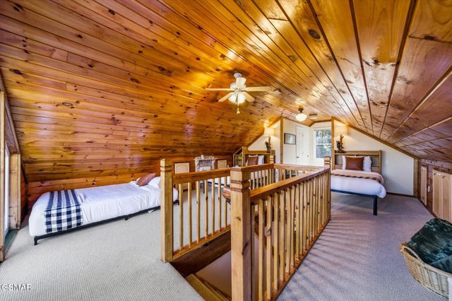 1837 Laurel Valley Way, Sevierville, TN 37862