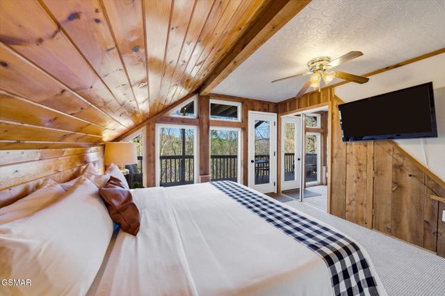 1837 Laurel Valley Way, Sevierville, TN 37862