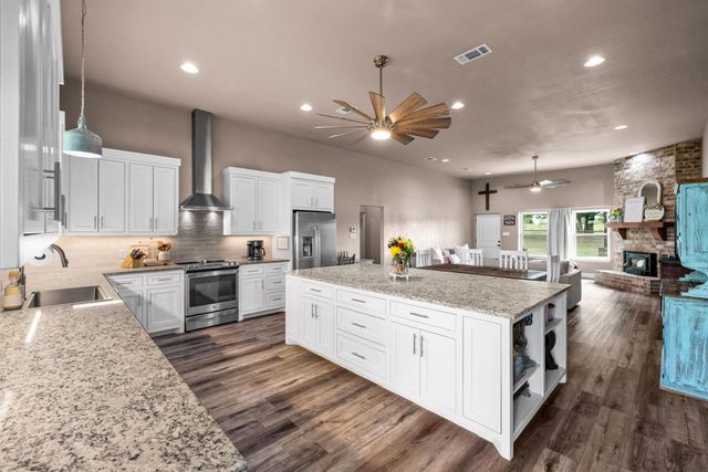 1500 Newberry Road, Millsap, TX 76066