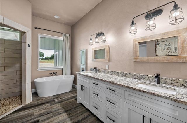 1500 Newberry Road, Millsap, TX 76066
