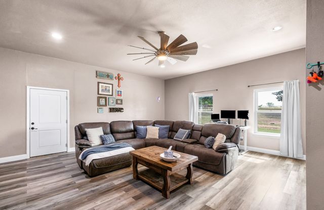1500 Newberry Road, Millsap, TX 76066