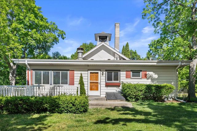 W235S5479 Big Bend ROAD, Waukesha, WI 53189