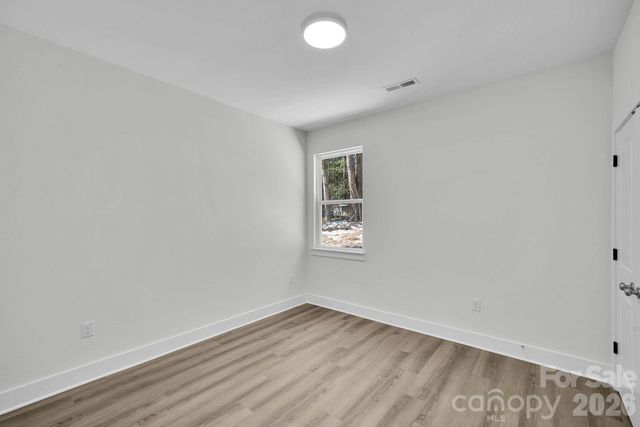 563 W 22nd Street, Kannapolis, NC 28081