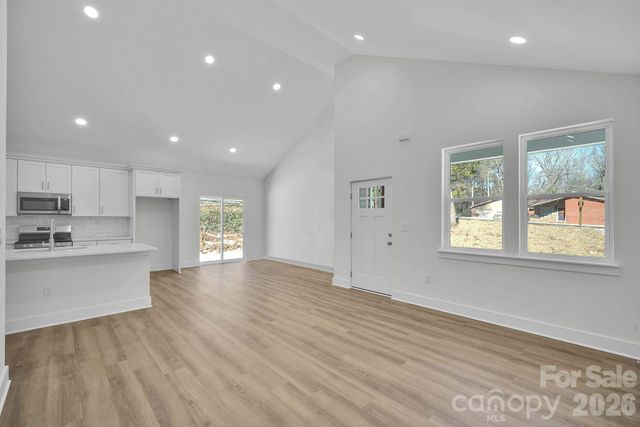 563 W 22nd Street, Kannapolis, NC 28081