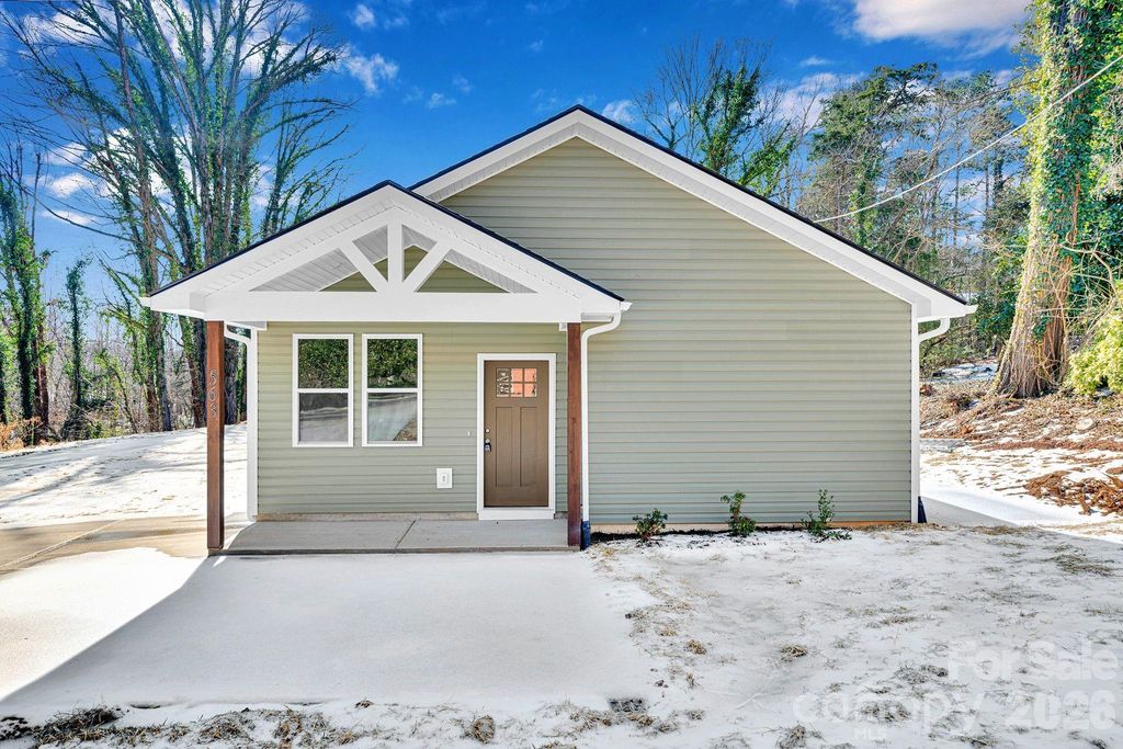 563 W 22nd Street, Kannapolis, NC 28081