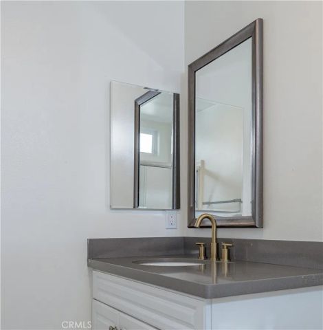 22 Willow Way, Lake Forest, CA 92630