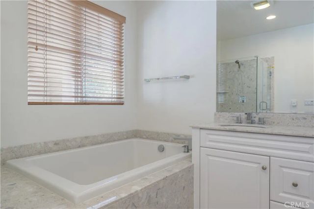22 Willow Way, Lake Forest, CA 92630