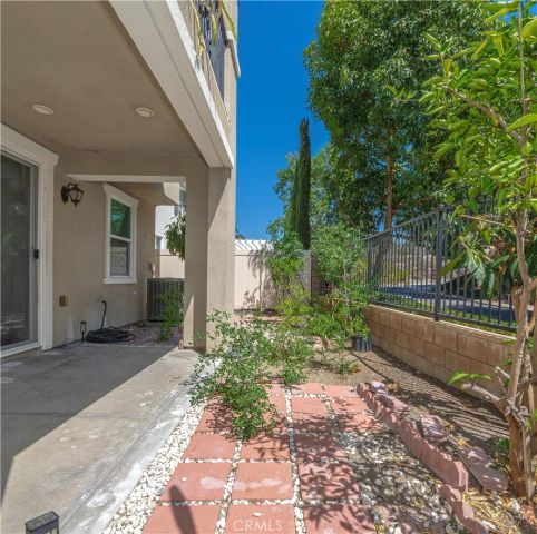 22 Willow Way, Lake Forest, CA 92630