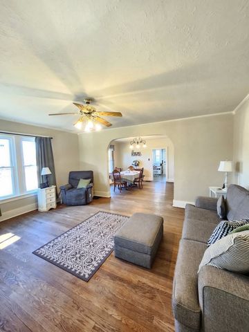 8193 Old Highway 13 Highway, Murphysboro, IL 62966