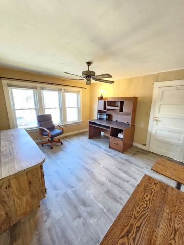 8193 Old Highway 13 Highway, Murphysboro, IL 62966