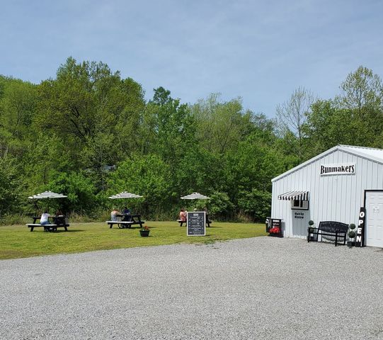 8193 Old Highway 13 Highway, Murphysboro, IL 62966