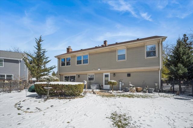 1190 Buttercup Lane, Bartlett, IL 60103