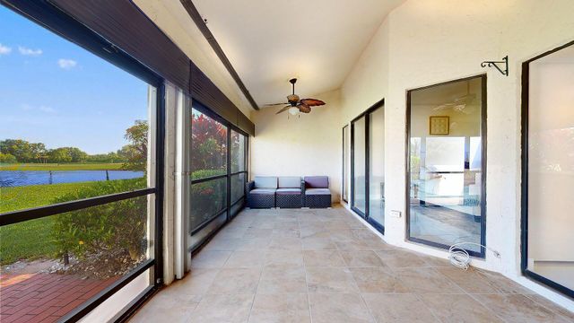 5794 W Parkwalk Cir W E, Boynton Beach, FL 33472