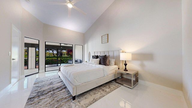 5794 W Parkwalk Cir W E, Boynton Beach, FL 33472