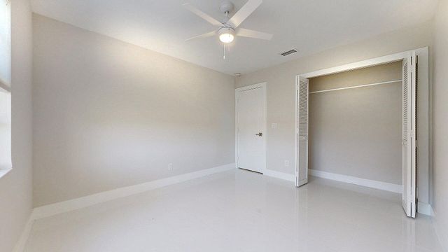5794 W Parkwalk Cir W E, Boynton Beach, FL 33472