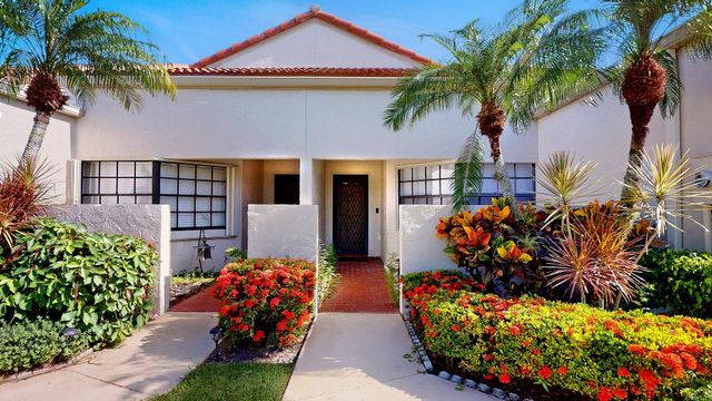 5794 W Parkwalk Cir W E, Boynton Beach, FL 33472