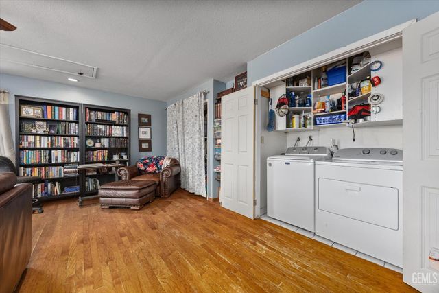 19720 Kid Place, Tehachapi, CA 93561