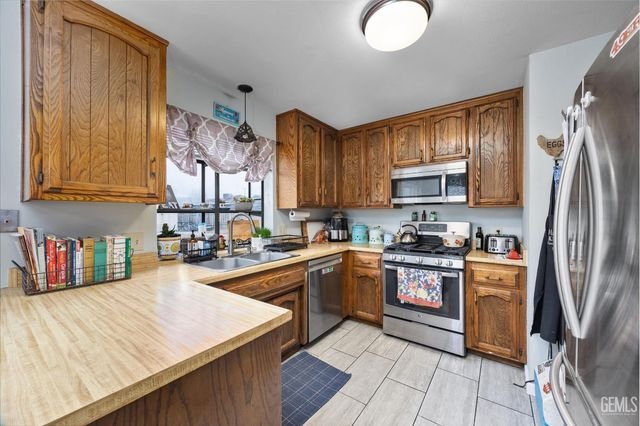 19720 Kid Place, Tehachapi, CA 93561