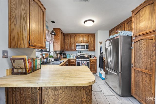 19720 Kid Place, Tehachapi, CA 93561