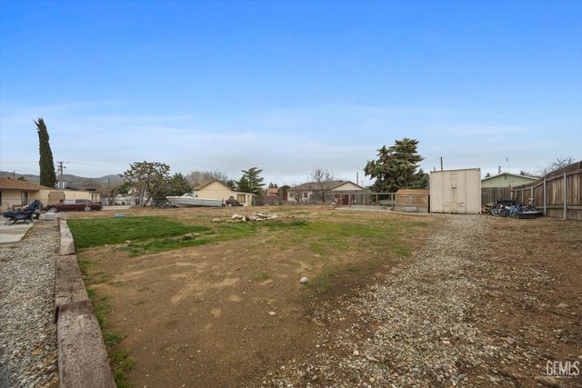 19720 Kid Place, Tehachapi, CA 93561