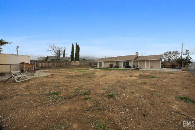 19720 Kid Place, Tehachapi, CA 93561