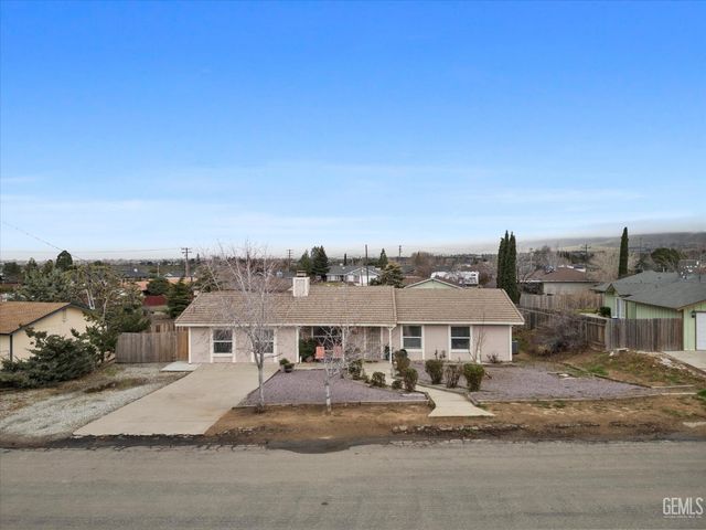 19720 Kid Place, Tehachapi, CA 93561