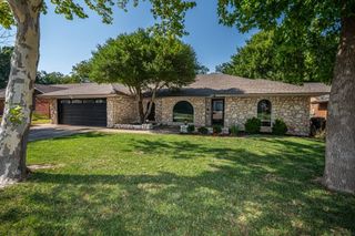 8117 NW 114th Street, Oklahoma City, OK 73162