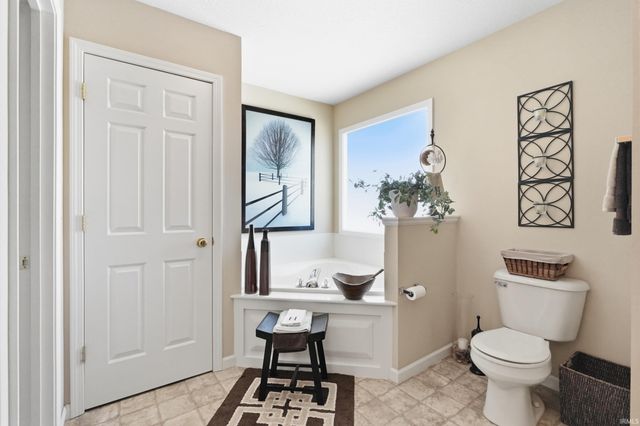 6836 King Lear Boulevard, Fort Wayne, IN 46818