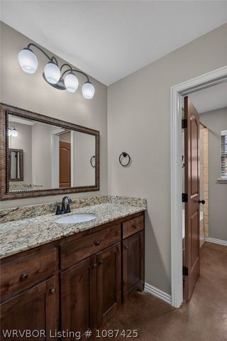 617 S Deerwood Drive, Greenwood, AR 72936