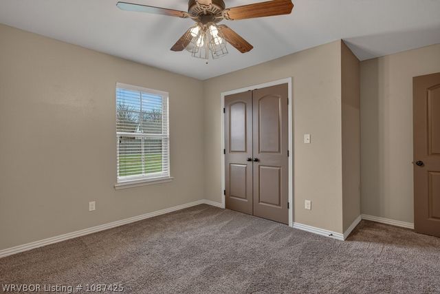 617 S Deerwood Drive, Greenwood, AR 72936