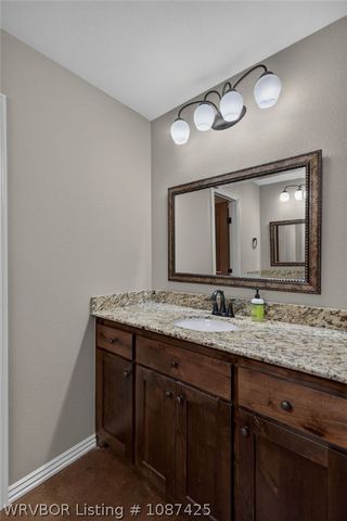 617 S Deerwood Drive, Greenwood, AR 72936