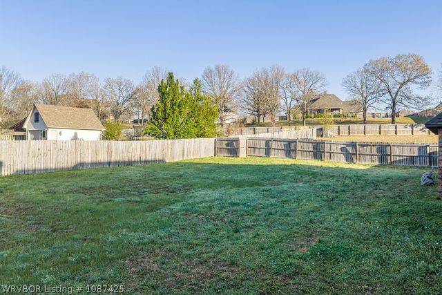 617 S Deerwood Drive, Greenwood, AR 72936