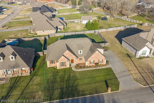617 S Deerwood Drive, Greenwood, AR 72936