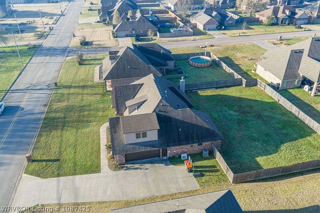 617 S Deerwood Drive, Greenwood, AR 72936