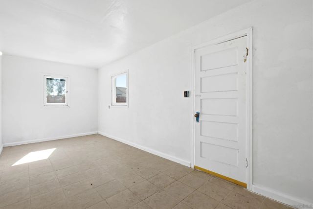 426 E AVE, National City, CA 91950
