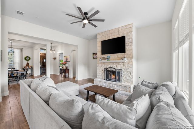 239 Lawrence, Castroville, TX 78009