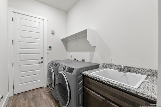 239 Lawrence, Castroville, TX 78009