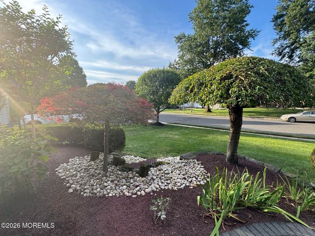 8 Bunting Terrace, Morganville, NJ 07751