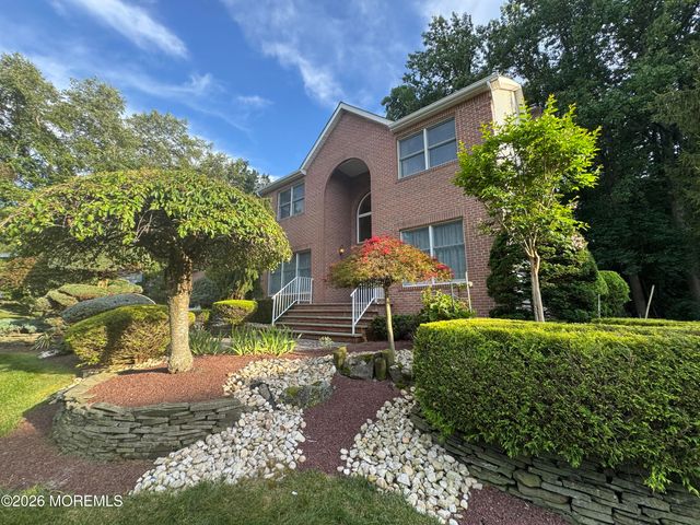 8 Bunting Terrace, Morganville, NJ 07751