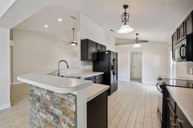 1612 MUIR CIRCLE, Clermont, FL 34711