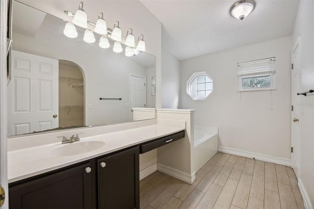 1612 MUIR CIRCLE, Clermont, FL 34711